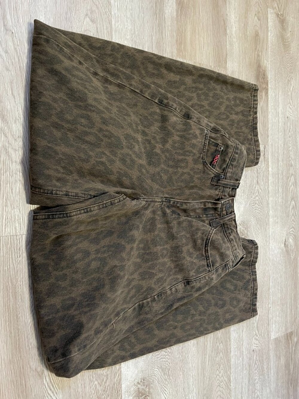 Barrel Pants - Picture 12 of 14
